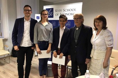 Фонд випускників України сприяє розвитку школярів