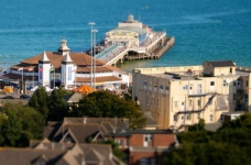 Курси в Борнмуті: мова та серфінг на березі Ла-Маншу