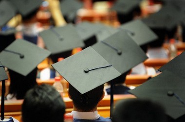 Одягнути «голого короля» вищої освіти