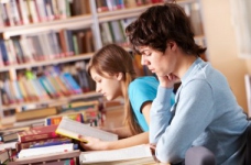 Вчителів звільнили від ходіння по мікрорайону