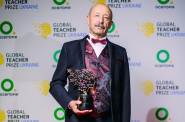 Фізик із Чернівців став найкращим учителем України