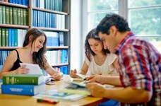 College of Europe пропонує стипендії для українців