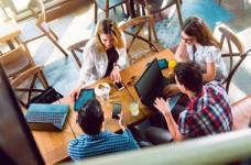 Боротьба з корупцією - головна вимога молоді, - дослідження