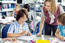 Про підвищення надбавок за престижність педпраці