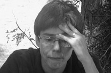 О. Клейн: вводячи електронні журнали, скасуйте паперові