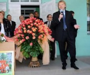 Президент ФК "Шахтар" Рінат Ахметов збудує нову школу