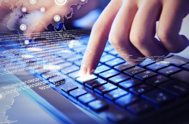 Україна формує політику в сфері цифрової освіти