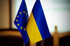 УБС надає можливість навчання в Польщі та Україні