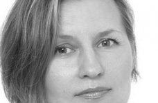 А. Паренюк: чергова справа маніпуляцій інтересами батьків