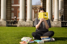 Дізнайтесь все про вступ до University of Greenwich