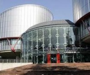 Українські вчителі виграли в Європейському суді справу проти України