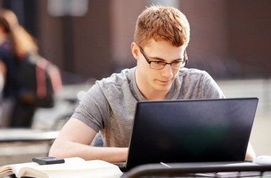 Вступники вже зареєстрували 100 тисяч е-кабінетів