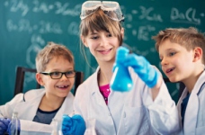 МОН розробило новий Порядок поділу класів на групи