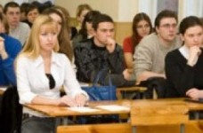 Міносвіти дало роз'яснення щодо переведення контрактників на бюджет