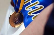 Шкільні атестати для випускників замінять на свідоцтва