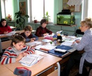 У школах 7 областей та Криму повністю відновлено навчальний процес