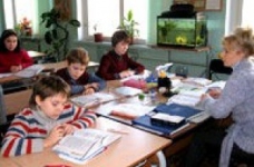 У школах 7 областей та Криму повністю відновлено навчальний процес