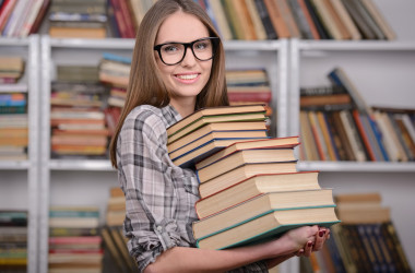 Уряд збільшив розмір стипендій для молодих вчених