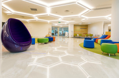 Столичні школи можуть отримати грант на розвиток