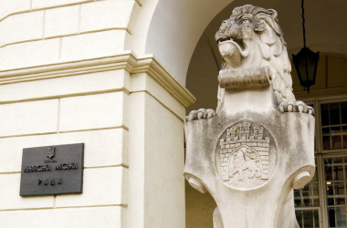 Гриневич не пустили до школи через політику