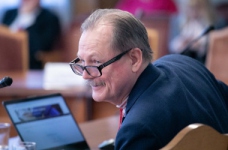 Уряд призначив на посаду освітнього омбудсмена