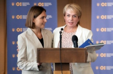 У МОН відбулась передача влади і перехідних книг