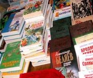 Студенти Києва розпочинають соціальний проект "Я дарую книгу дитині!"