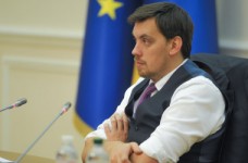 У кожній ОТГ має бути опорна школа і автобус, - прем'єр