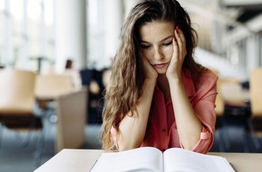 МОН перегляне частину програми ЗНО у магістратуру