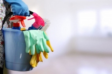 Батьки SOS: діти не зобов'язані прибирати у школі