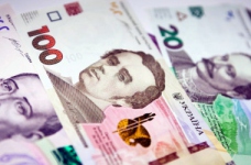 Владу на місцях закликали виплатити надбавки вчителям