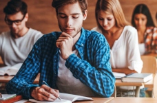 Система ЗНО забезпечує справедливі умови вступу, - опитування