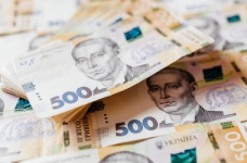 Середня зарплата в освіті склала 8 118 грн, - Держстат