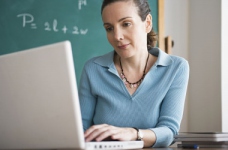 Чи отримають обіцяні блага сертифіковані вчителі?