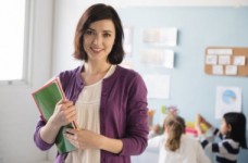 Чи може вчитель пройти атестацію достроково?