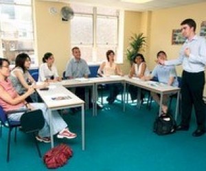 Школи України приєднаються до міжнародної програми "Навчаймося разом"