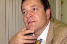 Колесніченко вирішив, що аспірантам українську мову знати не обов'язково