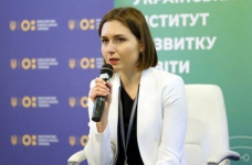 Міністр назвала Львівщину флагманом у автономії шкіл