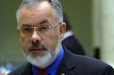 Табачник: всі зміни спрямовані назустріч освіті