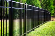 Київ витратить 24 млн на огорожу шкіл