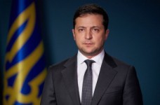 Президент просить людей залишитись вдома