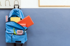 МОН пропонує завершити навчальний рік дистанційно