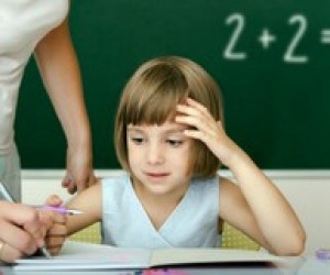 Соціальна проблема: школи заробляють на першокласниках