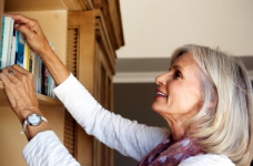 Учителів-пенсіонерів повідомлять про перехід на договори