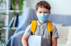 Цього навчального року школярі не повернуться до шкіл