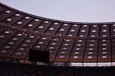 Провести ЗНО на стадіоні неможливо, - МОН