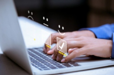 Лише 9,4% українців хочуть, щоб їх дитина стала вчителем