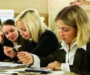 Одинадцятиклисники склали шкільні іспити