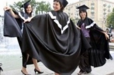 В Одесі відкрито торгують підробленими дипломами вузів