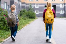 COVID-19: класи можуть відправляти на самоізоляцію